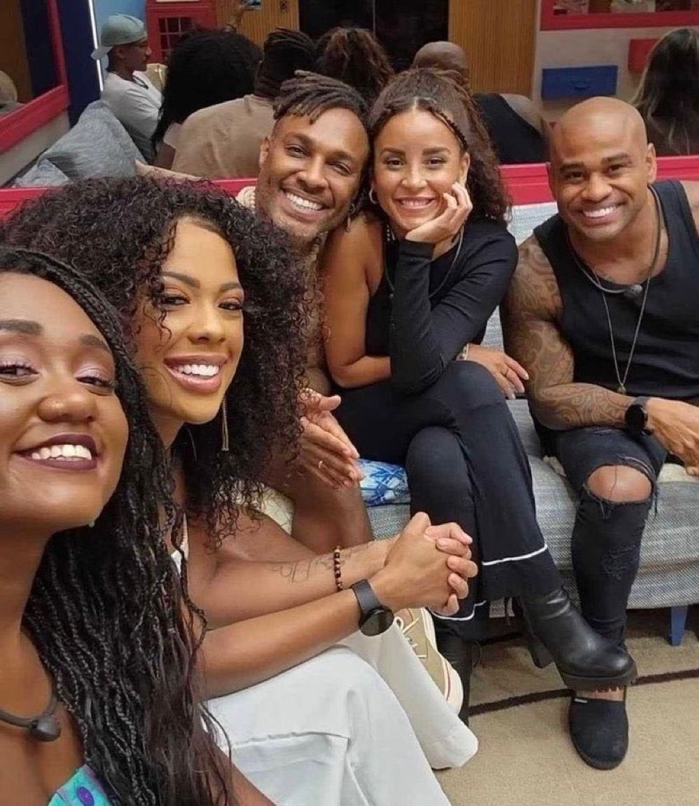 pretademaiss's tweet image. no fim das contas vcs foram deserto ou fundo do mar?

O último BOTA PRA GIRAR chegou!!!!!!

#ModoStone botou muito pra girar pros dois quartos e agora é a hora da verdade! ninguém esperava um PRÊMIOZÃO deste tamanho, né?! 
✋  ✋
#StoneNoBBB #BBB23 #publi