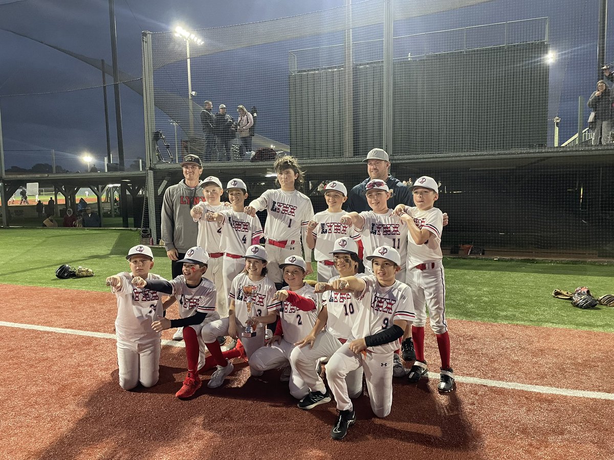 AlanDick12's tweet photo. #winning #Lynx #Baseball #Softball #champs #Runnerup #grind https://t.co/Xe65VHB1KG
