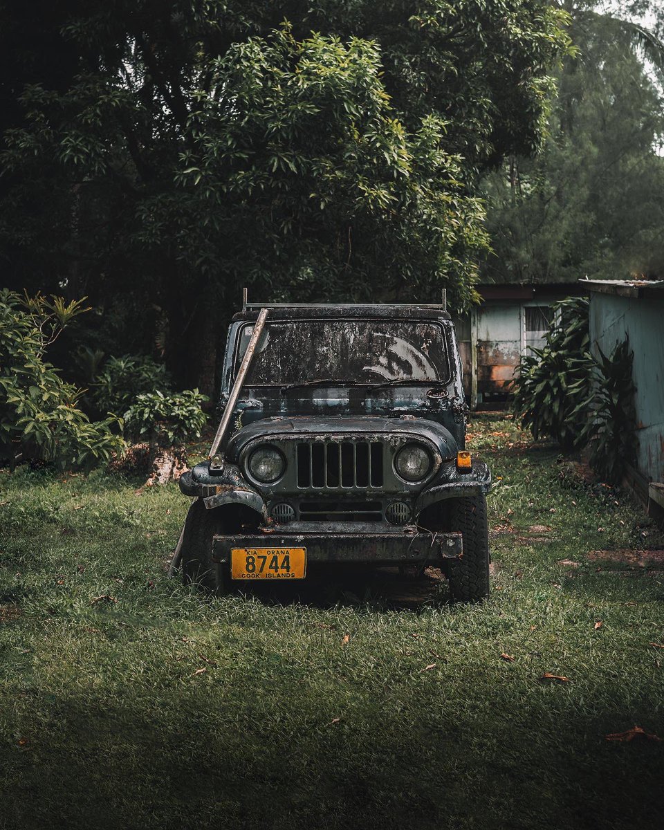 guipassosnz's tweet photo. While hiking up to The Needle in Rarotonga, stumbled upon this badass old Jeep that gave me serious Last of Us vibes.

#TheLastOfUs #TheLastOfUsFanart #Rarotonga #photography https://t.co/pg1r3IdKYD