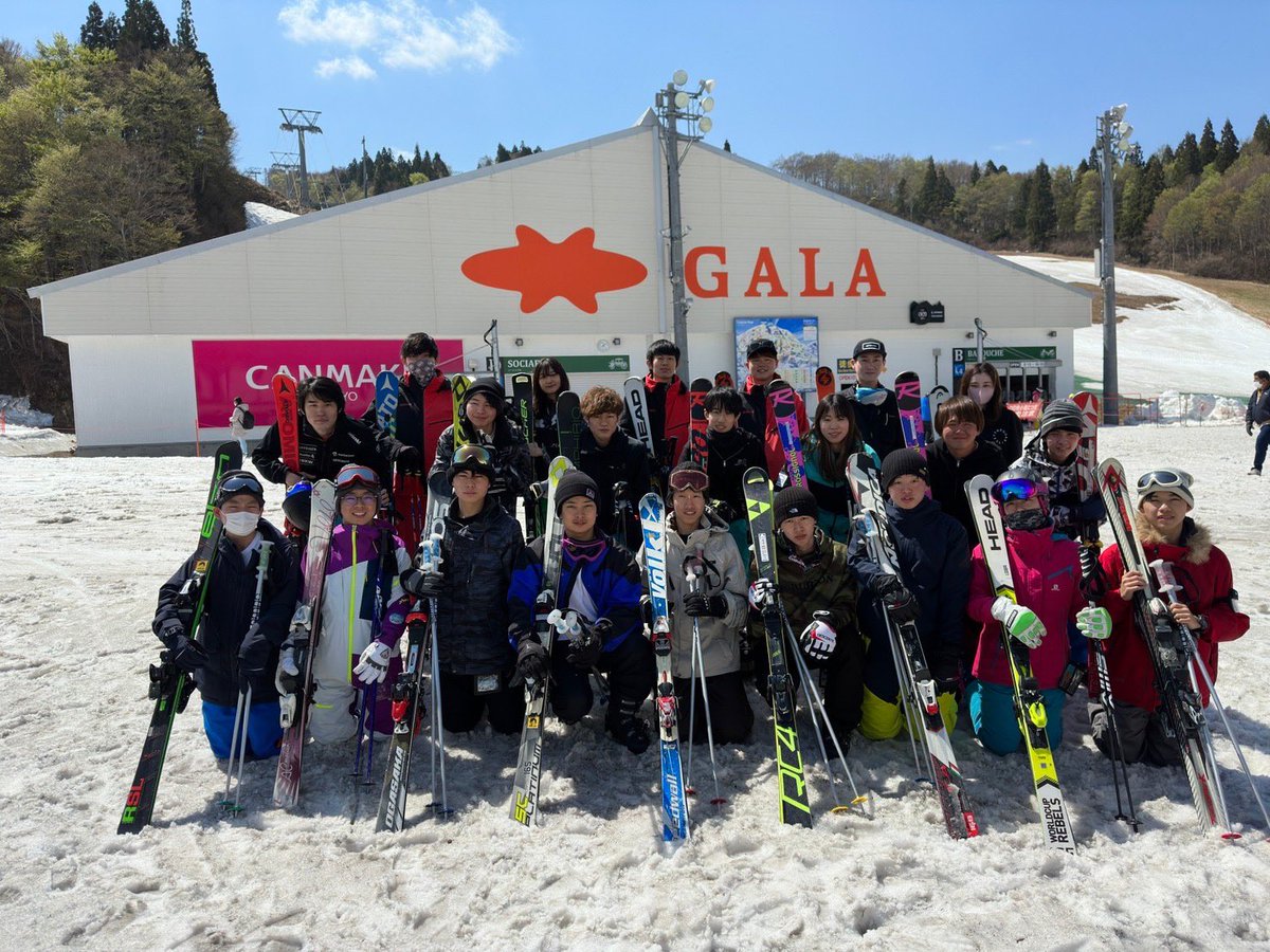 tusBLITZ's tweet photo. 一昨日の新歓スキー⛷️は無事に終わりました✨✨😆
参加してくれた方はありがとうございます♪🤩🤩
参加できなかった方は5月中旬ごろに実施するBBQ🍖にぜひご参加下さい🥹😉 https://t.co/Off5dYmFhr