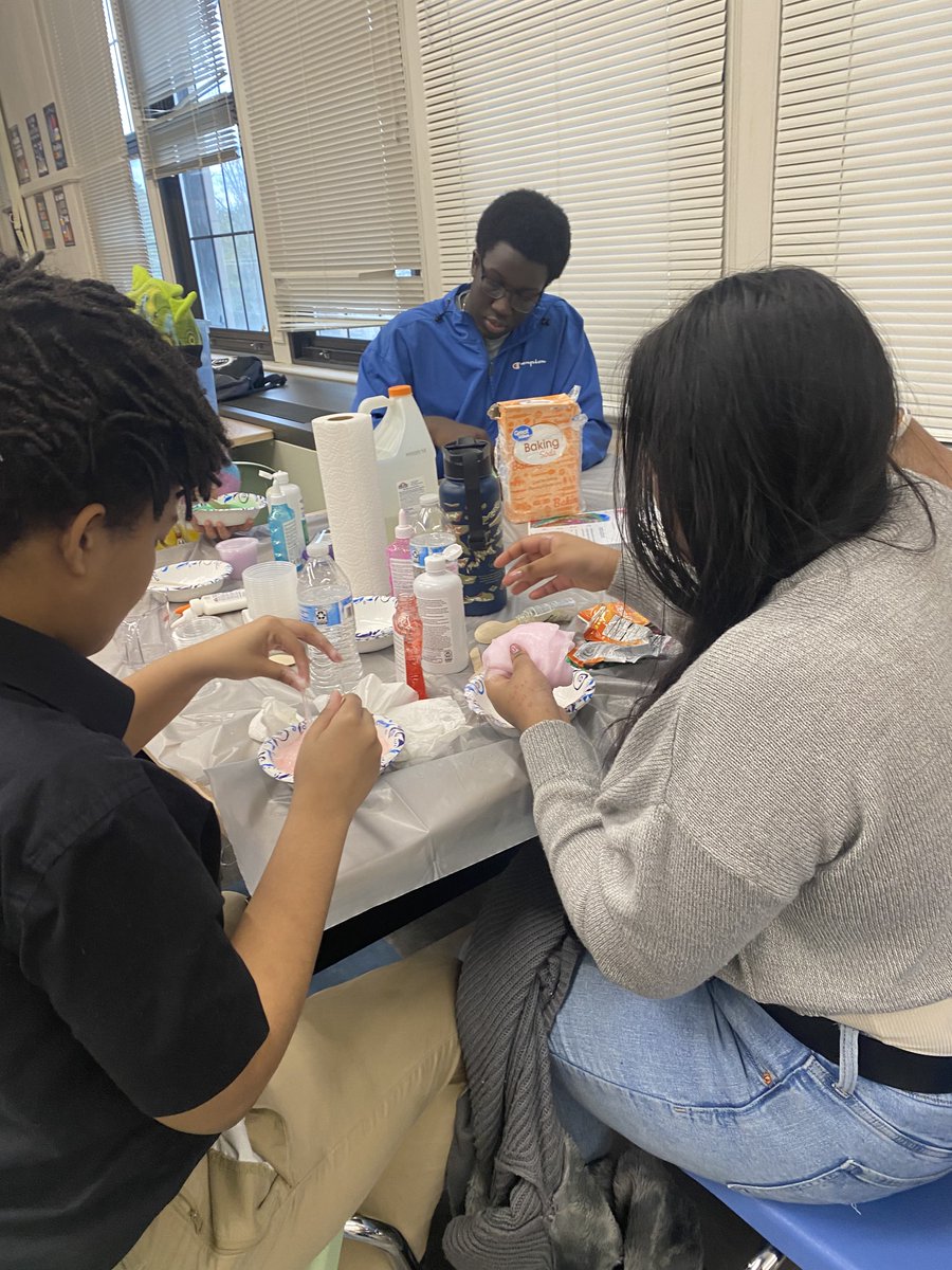 Last week, we made SLIME at Central Park and Mont Pleasant Middle School!