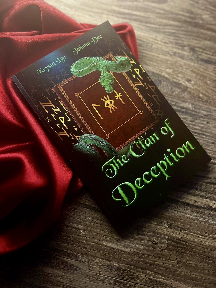 Fleur DeVillainy, fantasy romance writer & artist tweet media