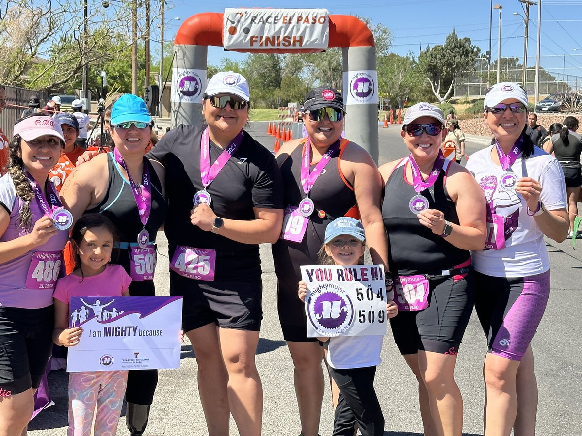 smsantoyo's tweet photo. Fifth Mighty Mujer Triathlon in the books! This year was a bit tough for me to do, but I did it! I knew I couldn’t let down those ladies I trained with but especially my little mighty mija who looks up to me! #IAmMighty #MightyMujerTri @raceelpaso @MightyMujer https://t.co/DH2IZHKcEw