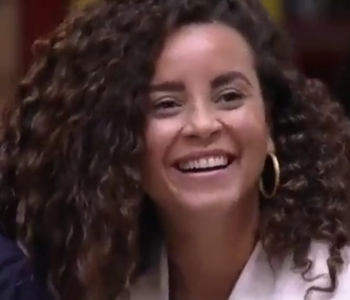 tiagoferres's tweet photo. Em algum multiverso justo estes três estão fazendo seus discursos de finalistas. 

#BrunaCampea #alinecampea Amanda Campeã Pai da Bruna Tadeu Boninho #BBB23 https://t.co/QRHlMiwAAZ