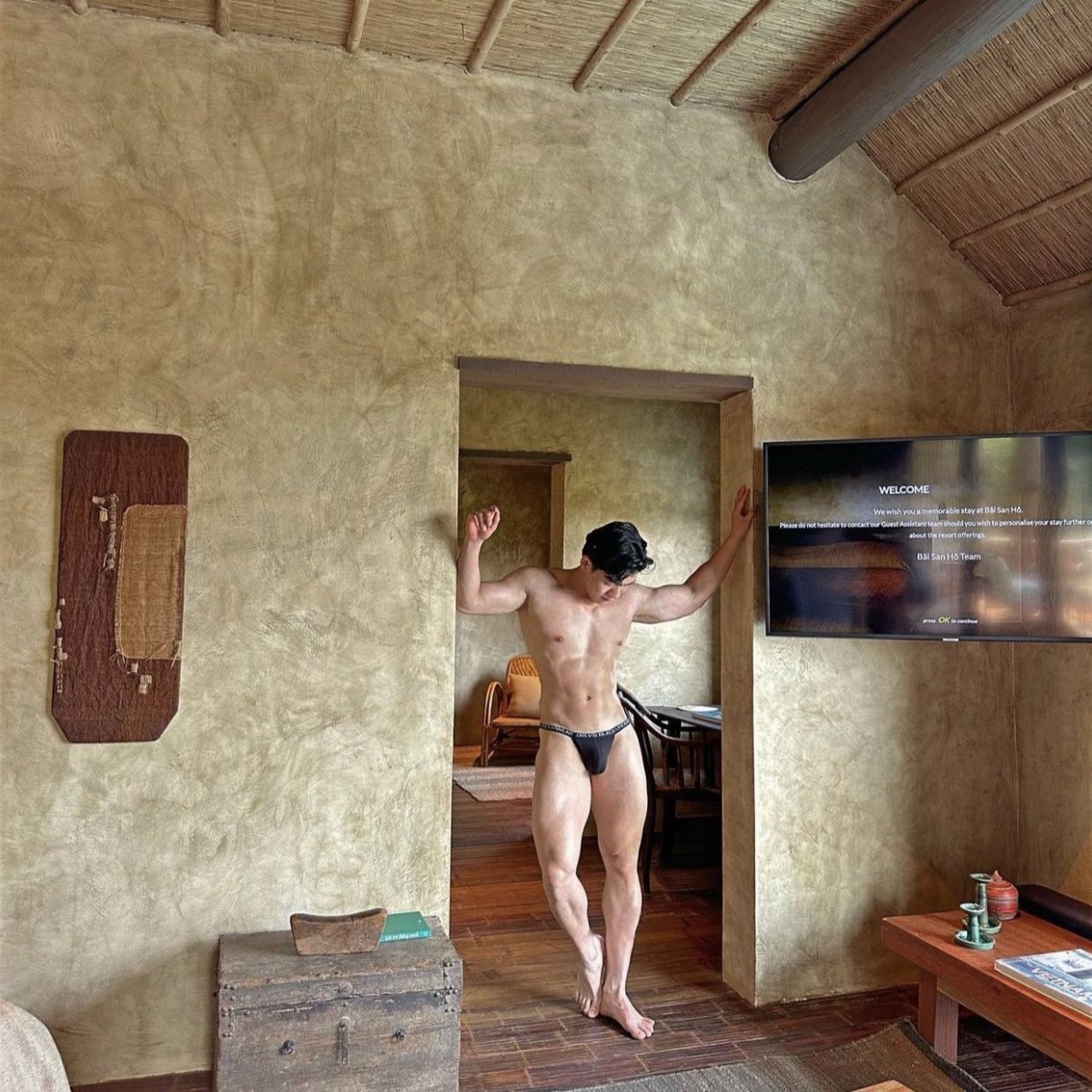 shirtlessmag's tweet photo. Good morning, sexy people ❤️ https://t.co/X1hCJPeDyU