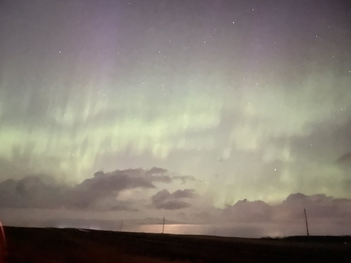 ZachAllen49's tweet photo. Northern lights in central Minnesota #mnwx #aurora https://t.co/HO6LK9gDLD