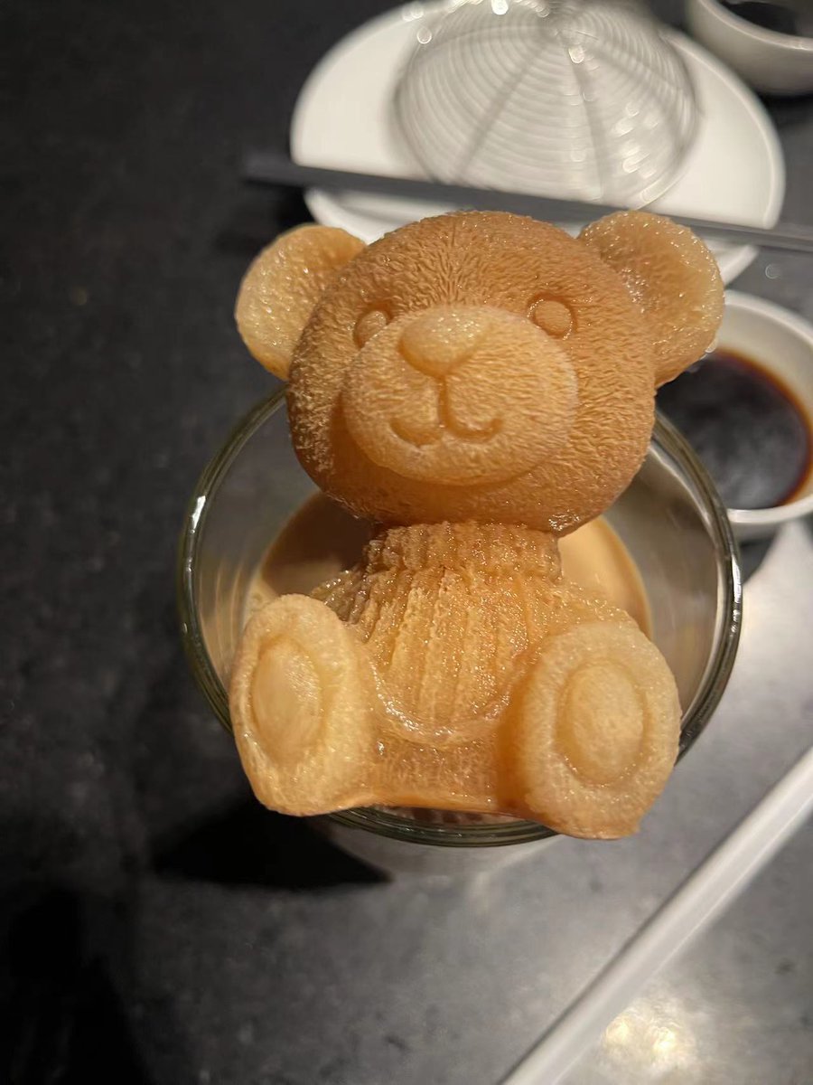 奶茶泡澡小熊