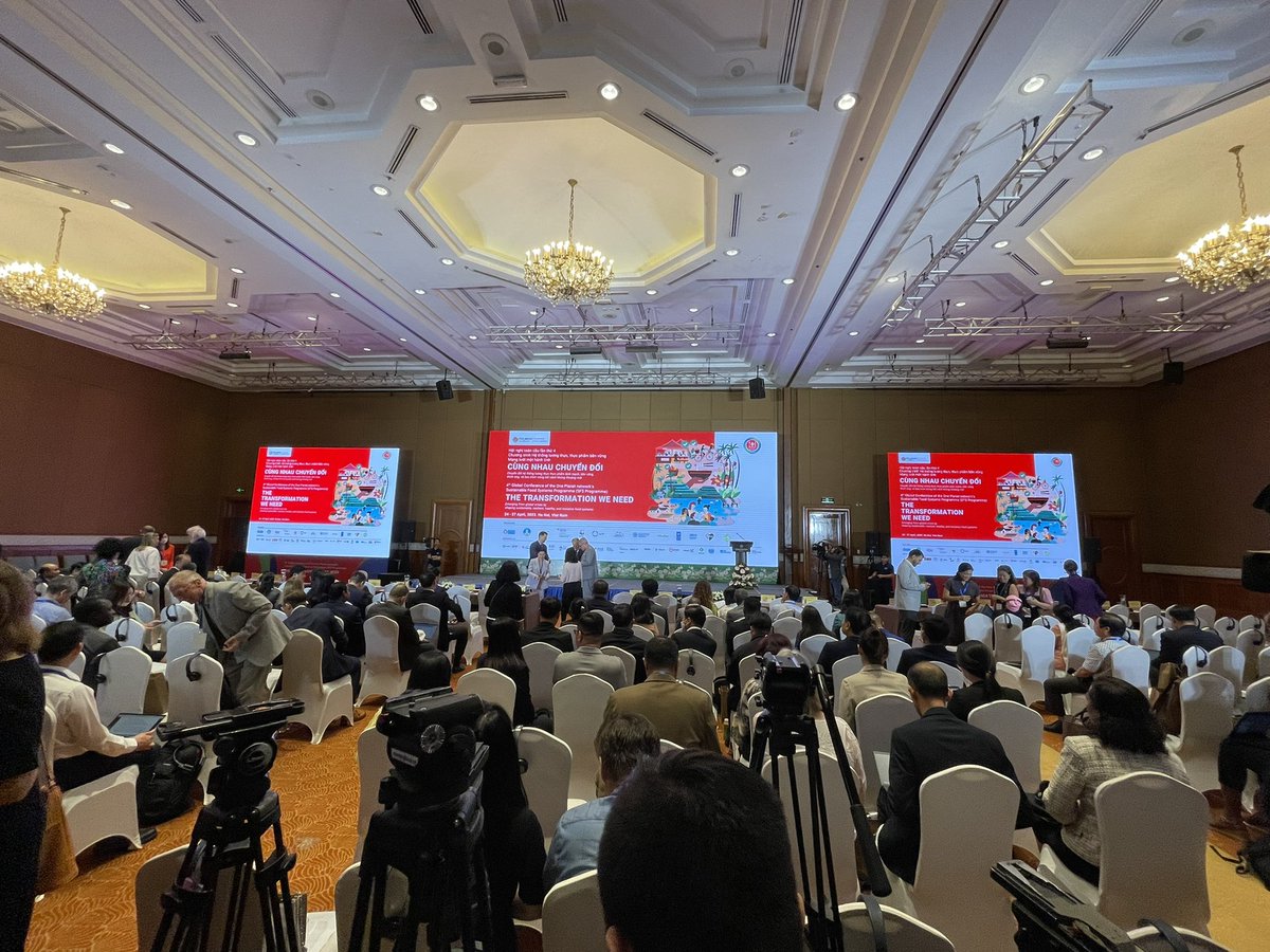 Dr. Nicole de Paula tweet media