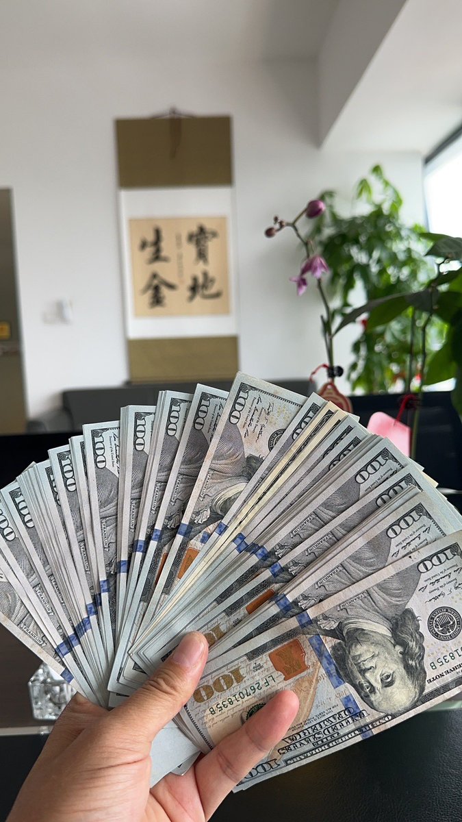 AjunHSBC's tweet photo. 大量出USDT        以及 购汇   退税  代理收汇
兑换外币，香港汇丰，恒生，美金💵英镑💶欧元💷港币💴以及所有，跨境账户。当面操作安全可靠！
      欢迎咨询 精诚合作 https://t.co/U2VZacVeai
