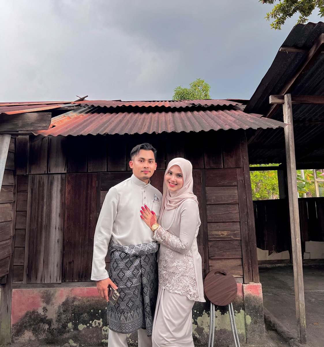 fiqsically's tweet photo. eid mubarak with sayang 𓆩♡𓆪 https://t.co/MGinyu0Y1F