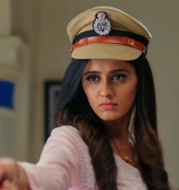 Arrest us cause we're a simp for her❤️🥹

 #AyeshaSingh #AyeshaSinghFans #Trending #Memes #JustTringIt