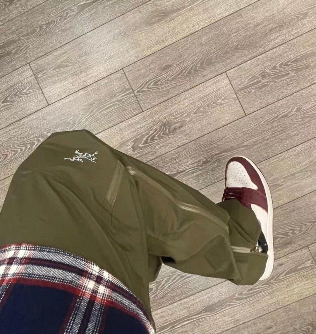 QQ上有个大🐔吧男孩，我对象还没聊了就给封号了，大🐔男孩你在哪，私信走起来