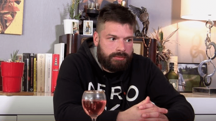 AssoMousse's tweet photo. Dépôt de plainte contre le rappeur Amalek par Mousse pour ses propos LGBTphobes d'une extrême violence dans son rap « Casseur de pédés »
https://t.co/CT2XZtdtoH https://t.co/JaWrjrXSng