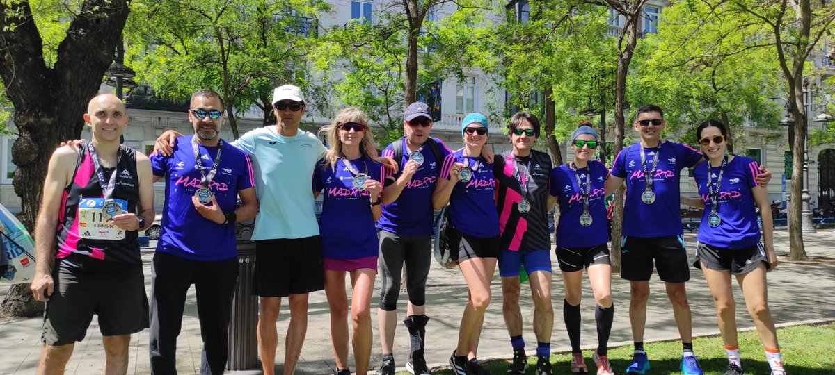 Running_DC's tweet photo. @maratondemadrid para RunningDC. Estrenos en la distancia, marcas personales, y un día inolvidable con compañeros del grupo ayudando y acompañando a aquellos que participaban. Sois los mejores. #maraton #mediomaraton #10km #correr #running #compañerismo https://t.co/QNRzO5J0rb