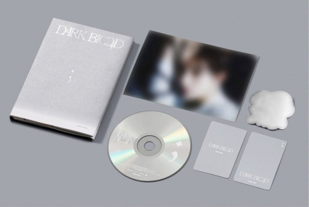 thehallyustore's tweet photo. ENHYPEN 4th Mini 'DARK BLOOD' is now available for preorder on our website!

Release Date: 22.05.23
📎https://t.co/c4izcotXM8

#ENHYPEN #엔하이픈 #DARKBLOOD https://t.co/D054UnrZKV
