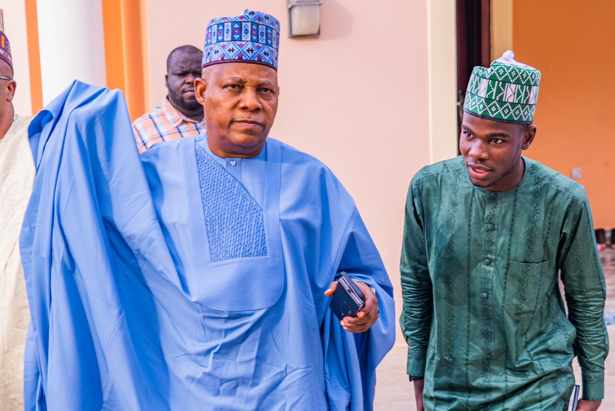 comrademahmud's tweet photo. You always lead and we follow Your Excellency our newly minted VP of 🇳🇬 Sir @KashimSM.

#BATKSM
#congratulationsBoss
#RenewedHopeIsHere

@kujarima @ameen_amshi @Mr_Mtag @xagreat @Timubuhejiu @BashirAhmaad @tsg2023 https://t.co/jd3vzEtdNc