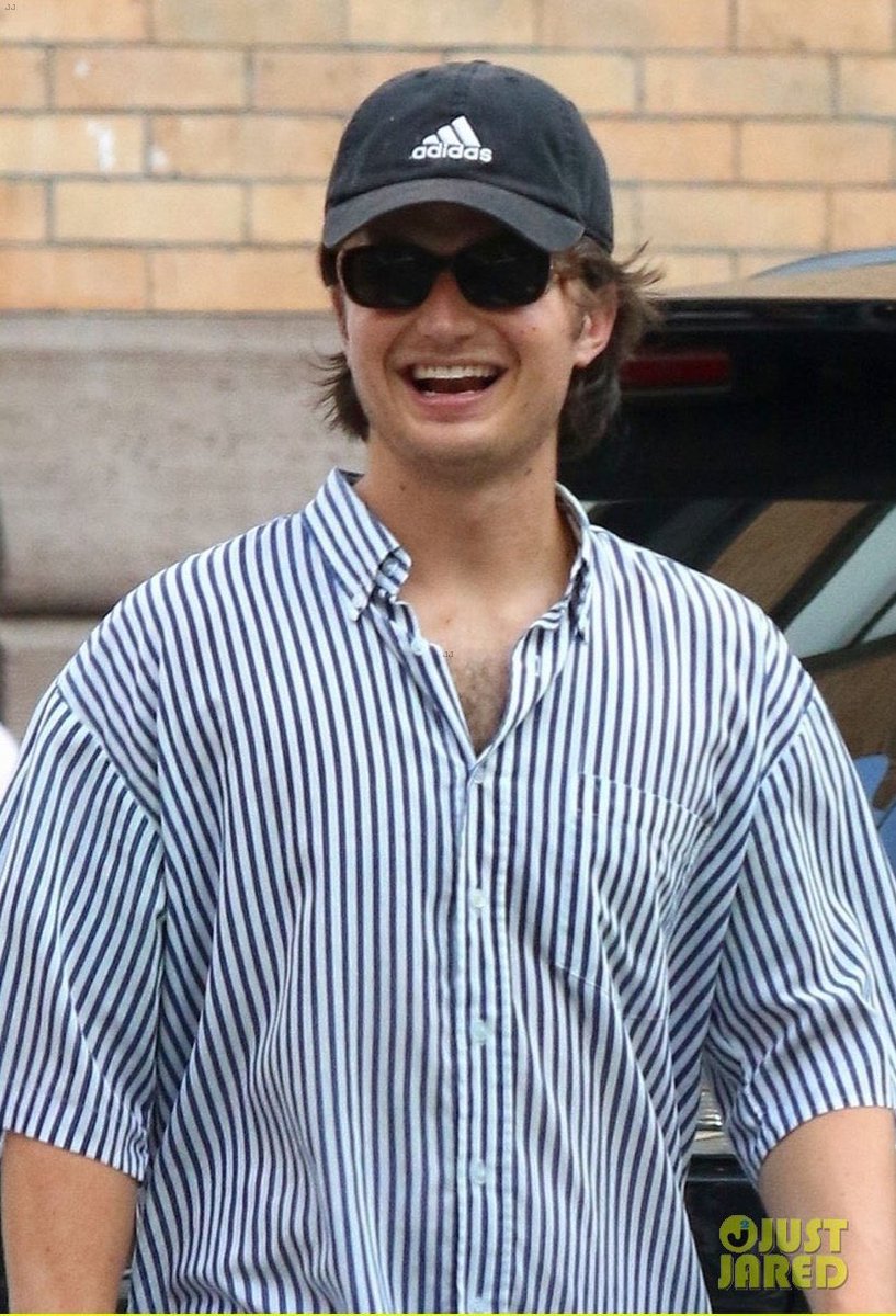 keeryzone's tweet photo. Happy 31st birthday to this beautiful and talented man, Joe Keery you deserve the world!!
In the words of Lady Gaga I’d say he is talented, brilliant, incredible, amazing, showstopping, spectacular, never the same, totally unique, completely not ever been done before🤍 https://t.co/bMjrN5slzo