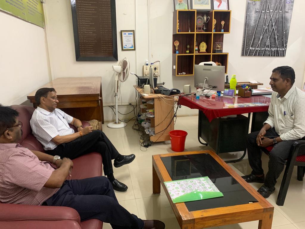 Chairperson DTNBWED (@cpdtnbwed) on Twitter photo Changing world of work require agile institutions, especially those who are involved in education & training. There are no challenges in front of <a href="/dtnbwed/">DTNBWED</a> but new opportunities and tasks like pre-employment training: chairman Sri <a href="/virjeshupadhyay/">Virjesh Upadhyay</a> at Coimbatore
<a href="/pibchennai/">PIB in Tamil Nadu</a> Changing world of work require agile institutions, especially those who are involved in education & training. There are no challenges in front of <a href="/dtnbwed/">DTNBWED</a> but new opportunities and tasks like pre-employment training: chairman Sri <a href="/virjeshupadhyay/">Virjesh Upadhyay</a> at Coimbatore
<a href="/pibchennai/">PIB in Tamil Nadu</a>