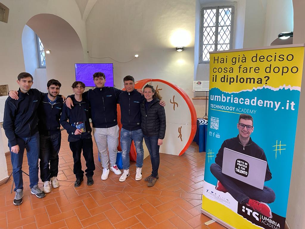 ItsUmbria's tweet photo. Un saluto dal #team che vi ha accolto alla Festa di Scienza e Filosofia di Foligno.
ITS Umbria Academy vi ricorda che sono
APERTE LE ISCRIZIONI ai corsi del biennio 2023/2025
Per Info: https://t.co/j8XNTvcAYg
https://t.co/OO5z37Mx0J https://t.co/ID2J0f6v7k
