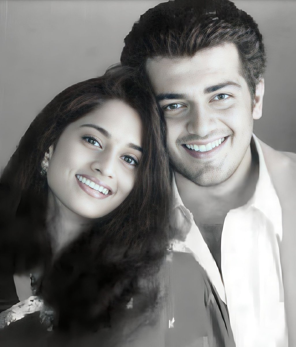 Ietsott's tweet photo. Happy Wedding Anniversary To Mr AJITH Kumar &amp; Mrs #ShaliniAjithKumar https://t.co/lE90KdNgot
