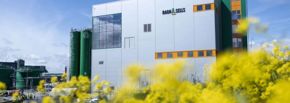 I fredags deltog vi i invigningen av @RagnSells_Swe  nya återvinningsanläggning Ash2Salt. Tack vare en världsunik teknik tvättas och behandlas flygaska till värdefulla salter som bland annat kan användas för att bekämpa halka eller som gödningsmedel.
#innovation #återvinning