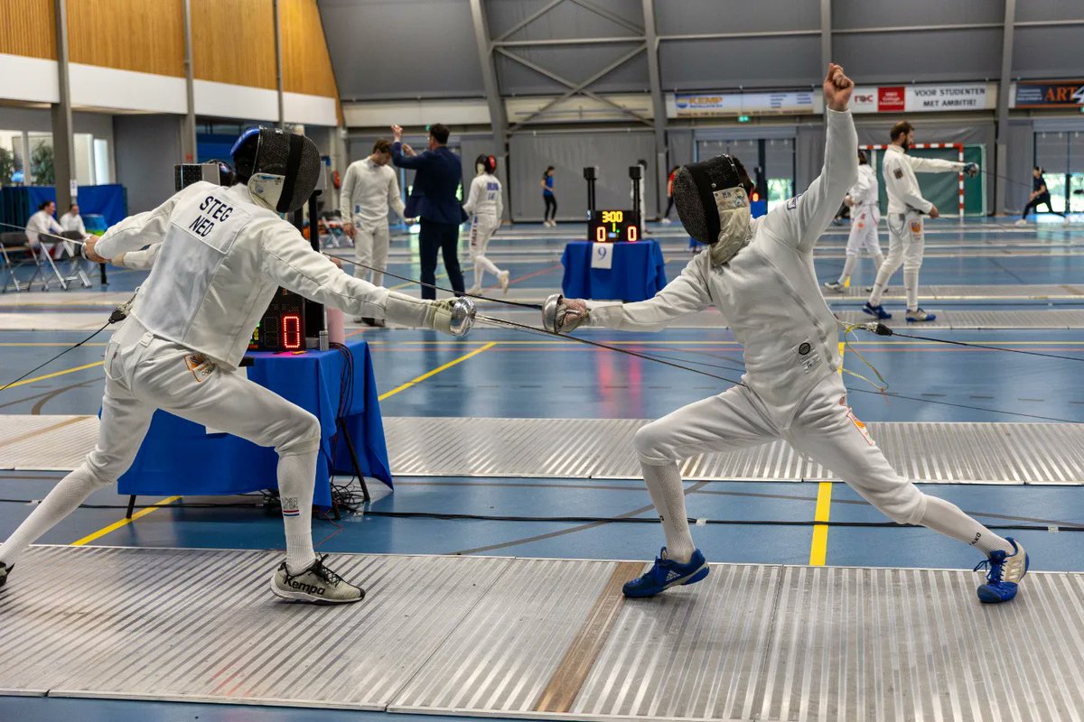 Dag 2 nk senioren Amstelveen. Gestreden voor wat gisteren lukte. Er zat meer in. Puzzelen en trainen voor later.

Heren degen resultaten 
7e Niels
13e Matias
14e Levy

Dames degen resultaten 
6e Isaura
9e Roos 

#nk #sterker #gogogo