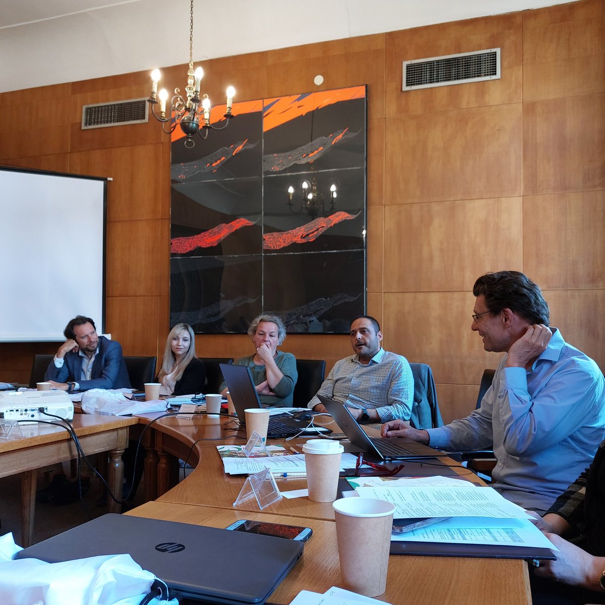 Kesi Mahendran, Prof• tweet media