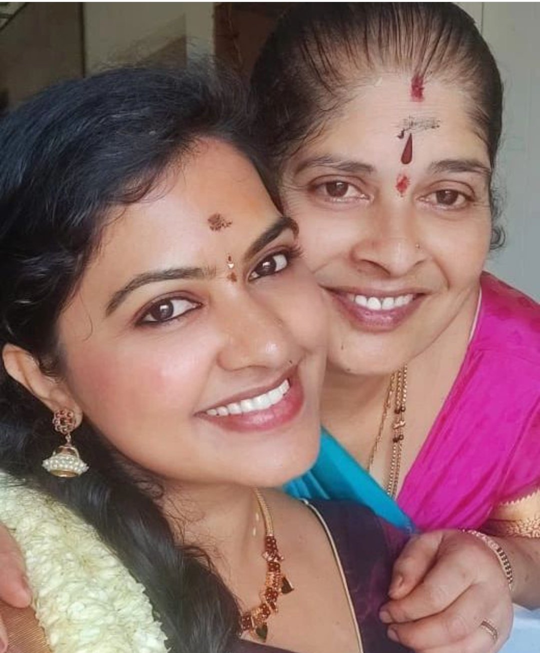 Rachitha Mahalakshmi (@sm_edits_poo)  X