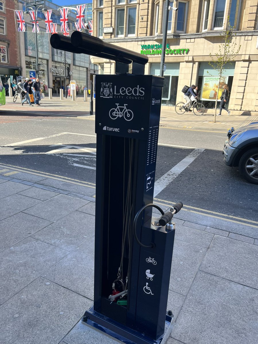 Leeds City Centre Management tweet media