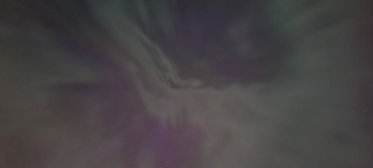 ChelseaBeeeee's tweet photo. Pretty crazy #aurora just a few minutes ago. 
I see a Phoenix https://t.co/EAeHYl9jv8