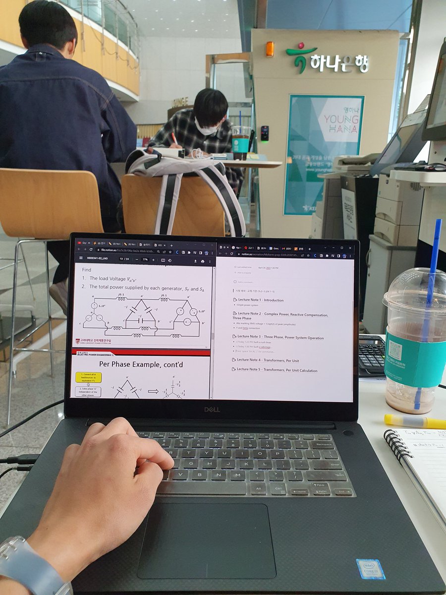 junwoo0914's tweet photo. Studying for an exam is ... excruciating! https://t.co/udNJB1TJBh