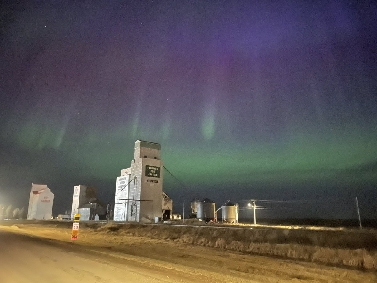 Northern lights over our old grain elevators tonight. Centre elevator is in the process of being taken down.  #aurora #sk #skstorm #Saskatchewan