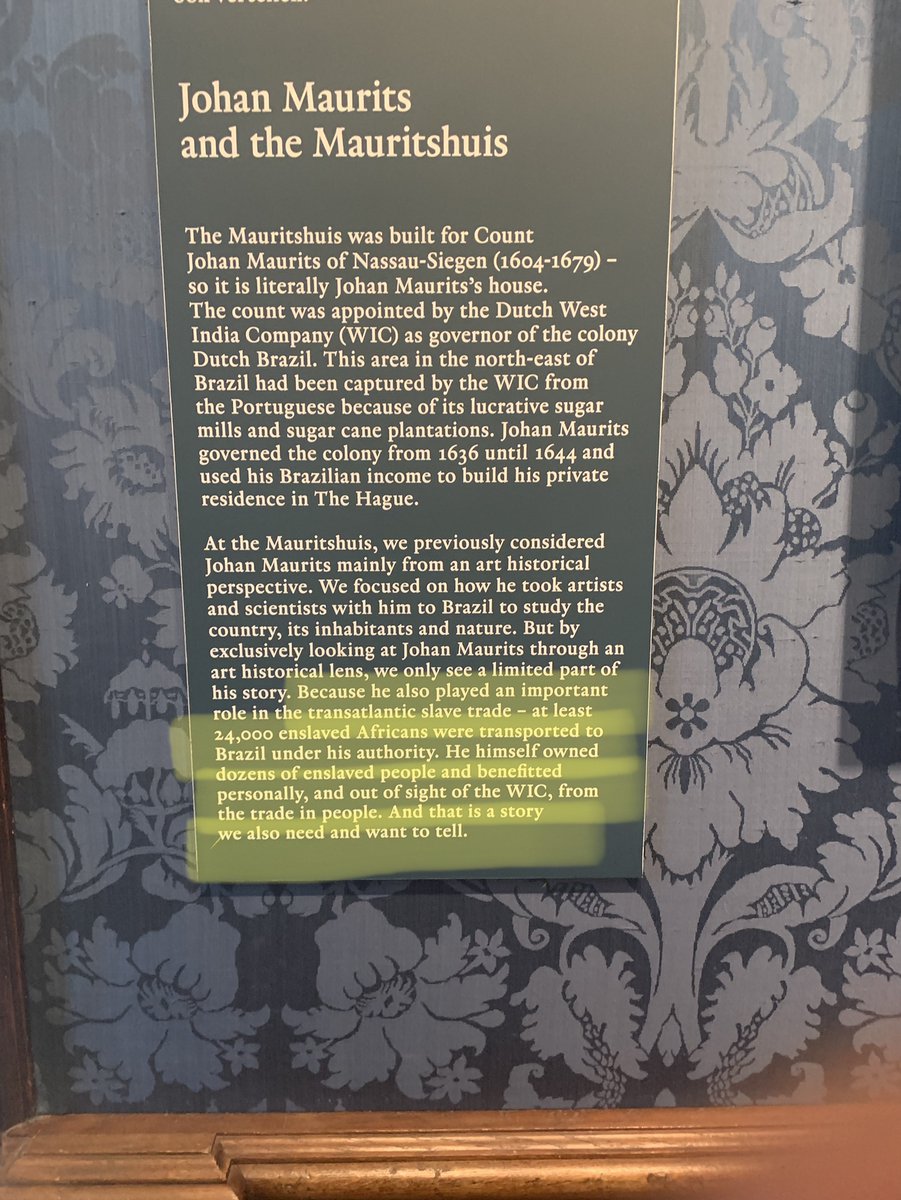 Pierre_Paris_5e's tweet photo. Modernité et transparence de la direction du musée de #Mauritshuis qui rappelle le passé esclavagiste du  collectionneur.

📷 inspiration pour d’autres institutions

📷raisonne actuellement avec les  inégalités débridées et les nouveaux collectionneurs milliardaires https://t.co/JaeNlh26pN