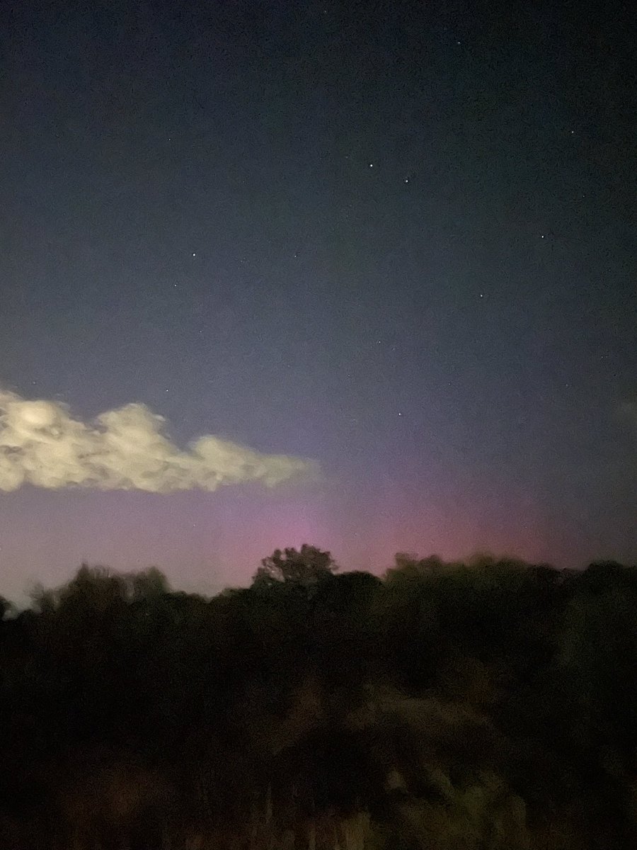 moreno_davidc's tweet photo. @AuroraNotify Tucson, AZ https://t.co/YsU5gzR3Yd