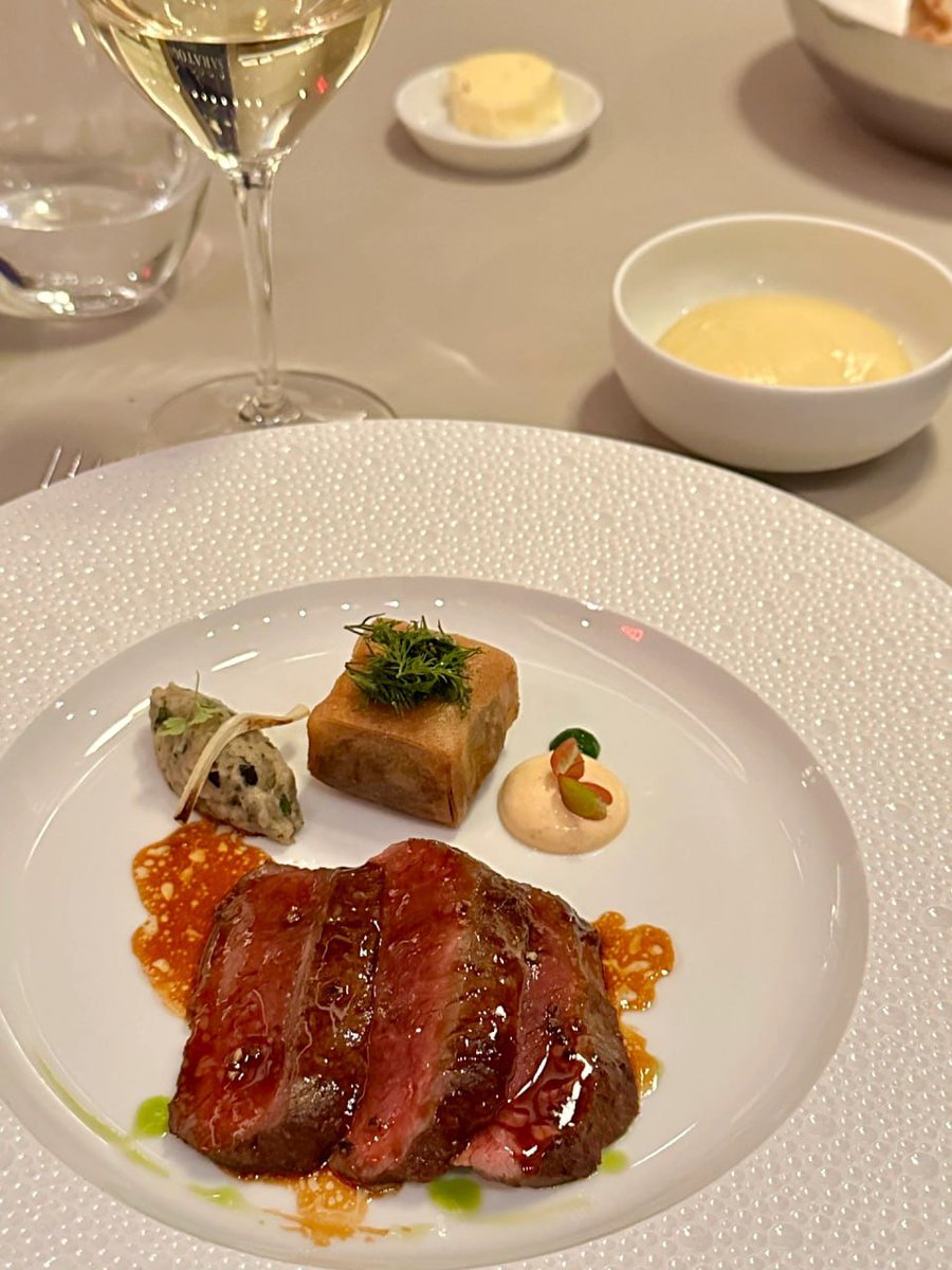 Food cures all and I hope Twitter friends are in a good mood every day.