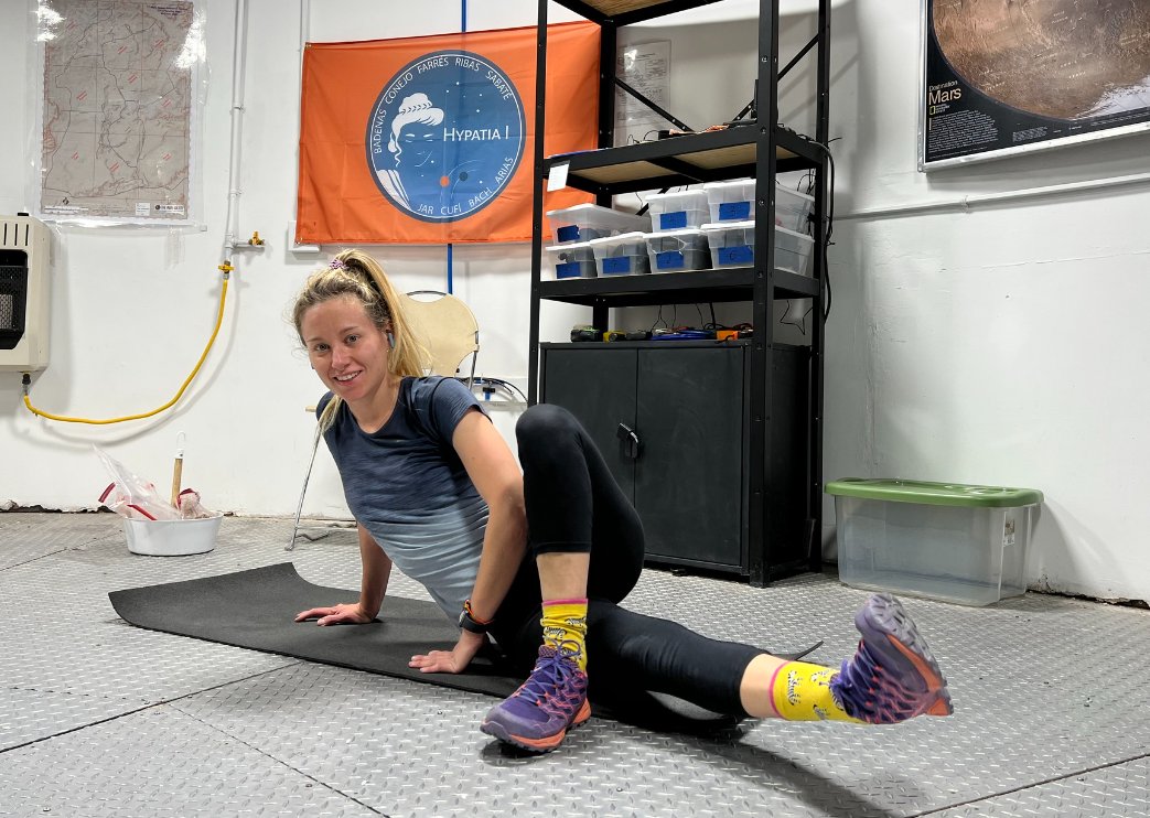 Our wonderful team of analog astronauts from Spain finished the 1st half of their 2-week sim at #MDRS, learning how to live &amp; work together in a Mars-like environment. Visit mdrs.marssociety.org to see daily reports &amp; photos. #marsanalog <a href="/hypatia_mars/">Hypatia Mars</a> #science #stem #utah 🇪🇸