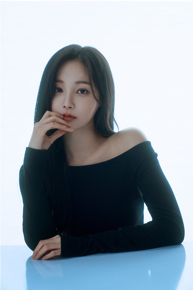 yeonwoo_actress's tweet photo. More profile pictures of Yeonwoo updated by 1003 Studios.
🔗https://t.co/0xpRAchglT
#연우 #ヨヌ #Yeonwoo https://t.co/N5cRZx5FXM