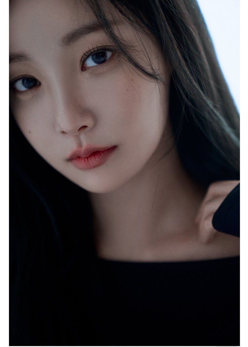 yeonwoo_actress's tweet photo. More profile pictures of Yeonwoo updated by 1003 Studios.
🔗https://t.co/0xpRAchglT
#연우 #ヨヌ #Yeonwoo https://t.co/N5cRZx5FXM