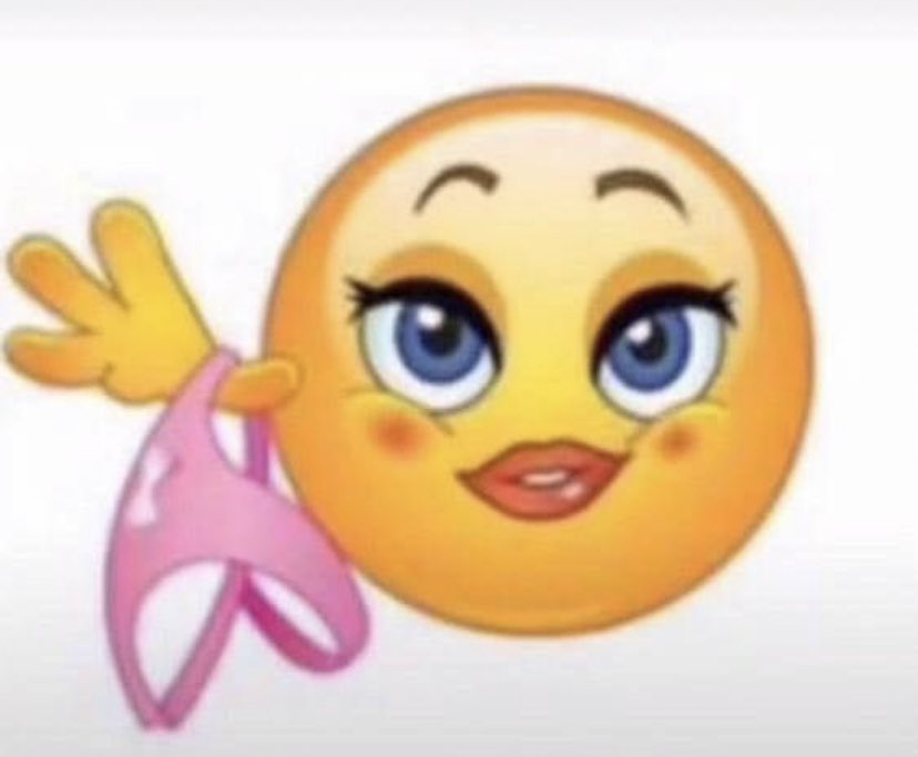 cuando lo veo con shorts de fútbol :