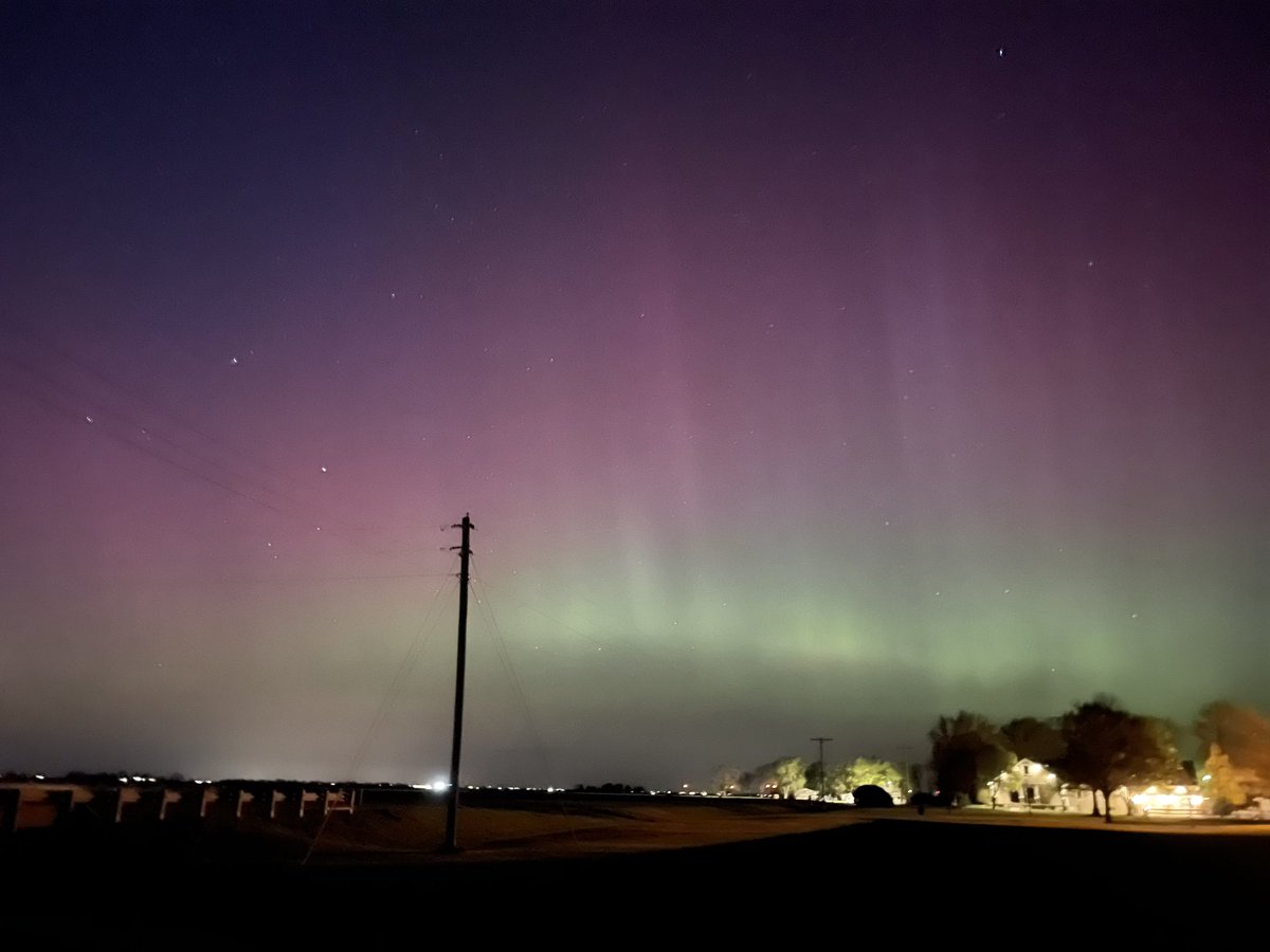 Northern lights in Champaign county IL <a href="/NWSLincolnIL/">NWS Lincoln IL</a>