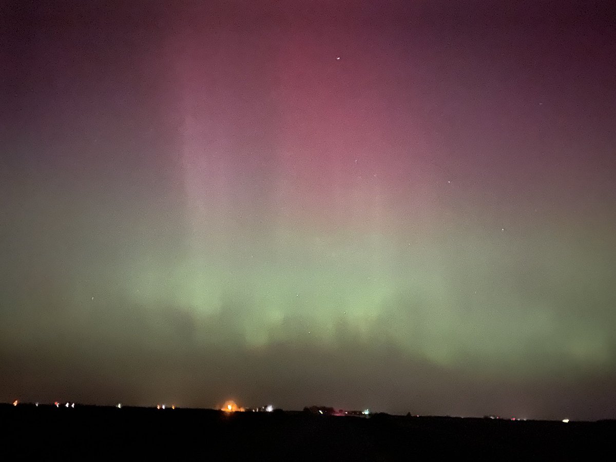 Won’t be helping with the aurora spam here, but this was my view from near Gilbert, IA! Incredible how clearly you could see their colors and movement with the naked eye as well. #iawx #NorthernLights #AuroraBorealis