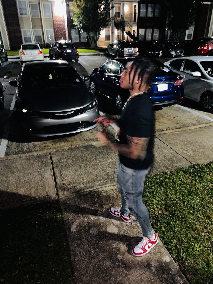 I’m him fr but you already knew that 🧟‍♂️💫