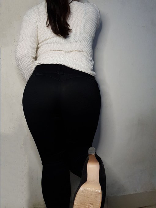 Me hace falta compa&ntilde;&iacute;a... https://t.co/3c0pWg8bjp