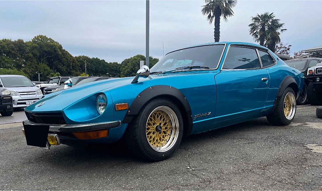 本日の30Zちゃんはローダウンしてスターロードのホイール、GLOW STARを