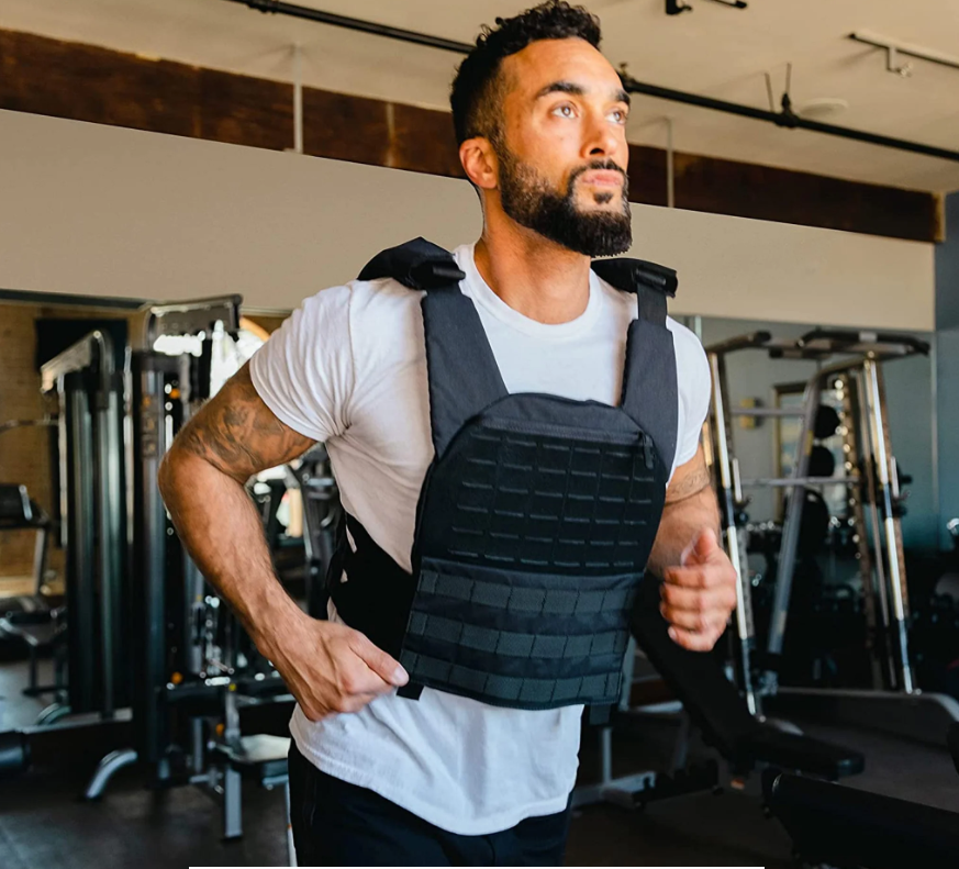 GLORYFIRE_US's tweet photo. Do you all want faster results while exercising? 💪GloryFire's Weighted Vest is the ideal choice for you! This black weight vest is great for a variety of exercises like push-ups, sit-ups and squats. 😊https://t.co/BuTsIpS4LQ https://t.co/lcG7ptpMVB