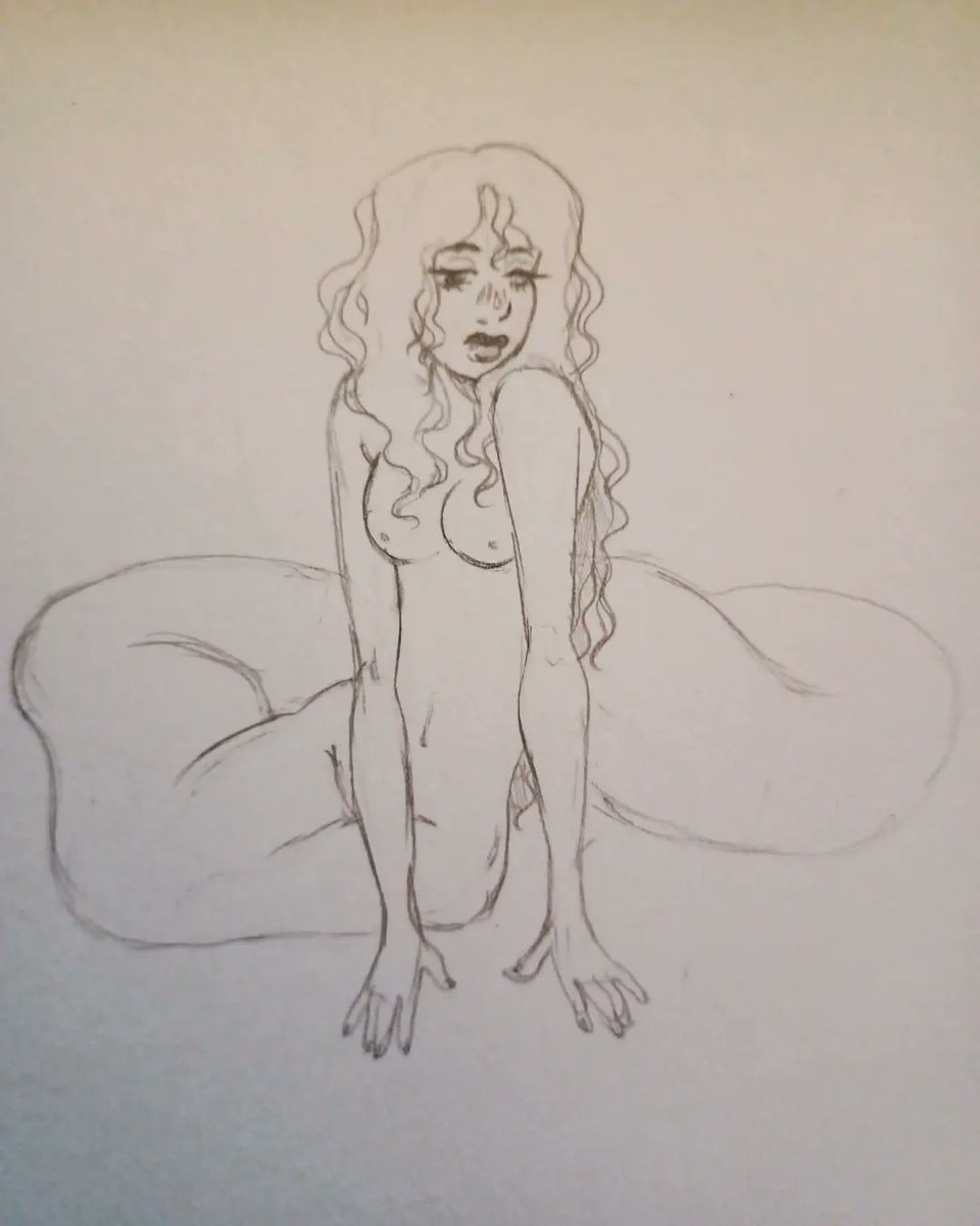 DeeznutsSakuna's tweet photo. Should I draw Nsfw of her..? https://t.co/VL7EIzOmvC