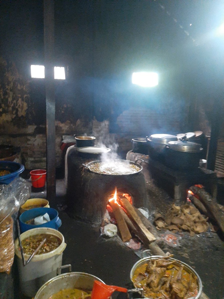 diblitar tweet media