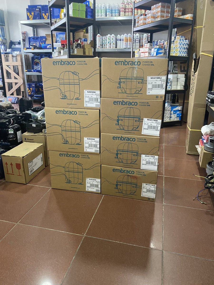 BlueClima's tweet image. #porosiedites 

#blueclimainc #tirana #pallatimeshigjeta #rrugaekavajes #frigorifer #kondicioner #dhomafrigoriferike #fridge #airconditioning #coldroom #clima #klima #pjesekembimi #veglapune #pjeseelektroshtepiake #pjesekembimi #riparime #elektroshtepiake