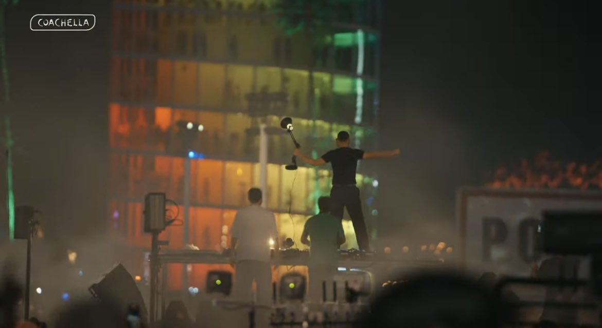 dancingastro's tweet photo. Dance music on top as it should be https://t.co/USzQfgwK0m
