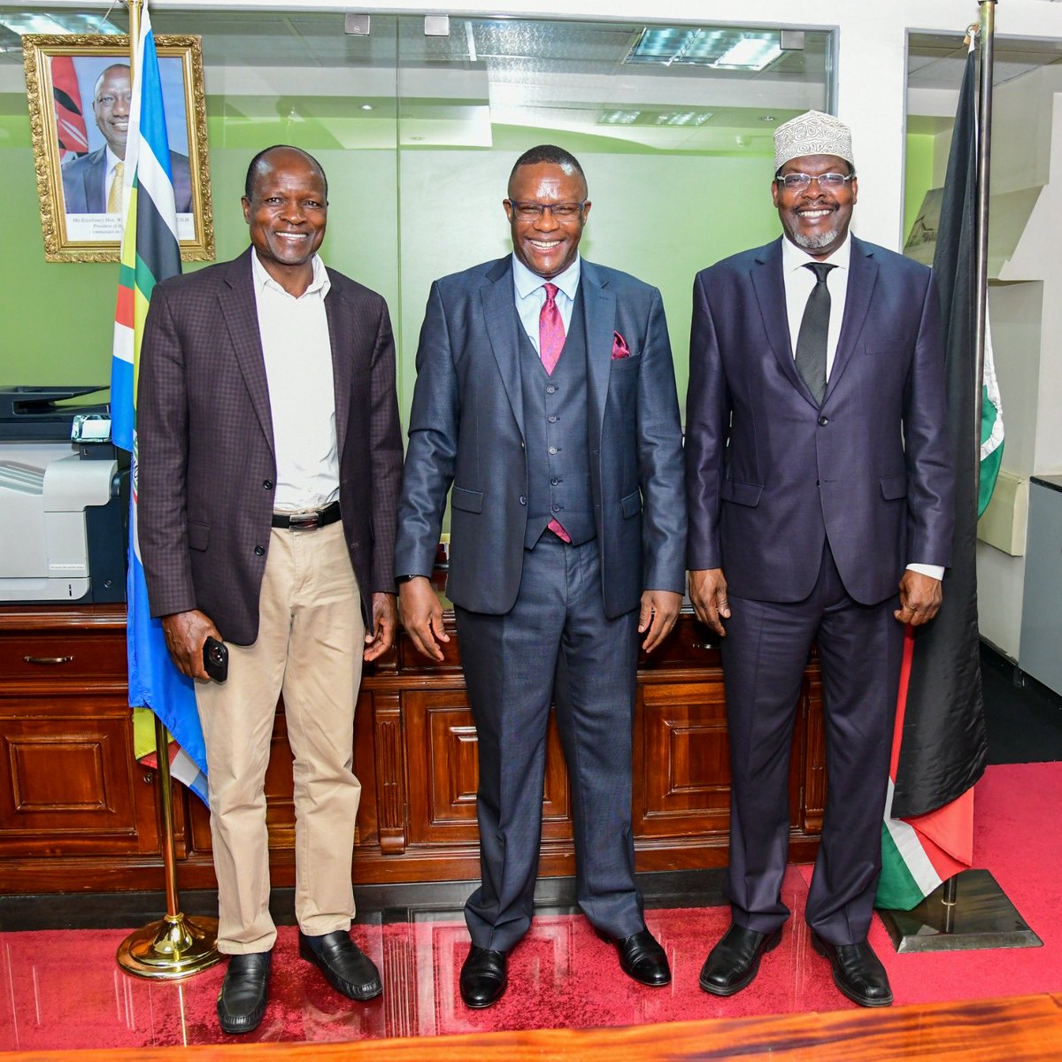 MigunaMiguna's tweet photo. Paid a courtesy call to CS for ICT, ⁦@EliudOwalo⁩, with former Migori Governor, Okoth Obado, earlier this morning. https://t.co/WZvRg8XIKl